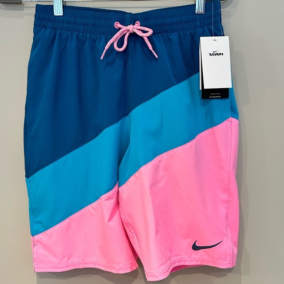 NEW Nike Men's 9" Volley Swim Trunks - Extra Large - Picture 7 of 8